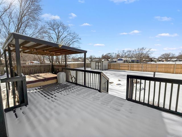 5433 S Stoneborough st, Wichita, KS 67217