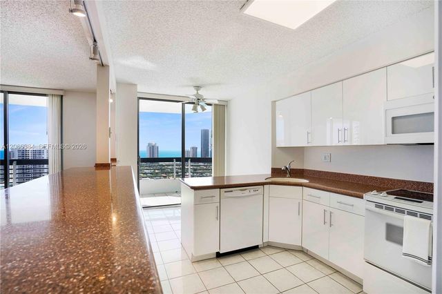 3530 Mystic Pointe Drive 3214, Aventura, FL 33180