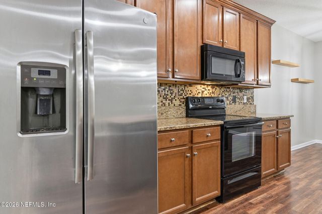 500 WALNUT Drive, St. Johns, FL 32259