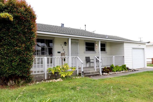 1205 Monroe Street, Salinas, CA 93906