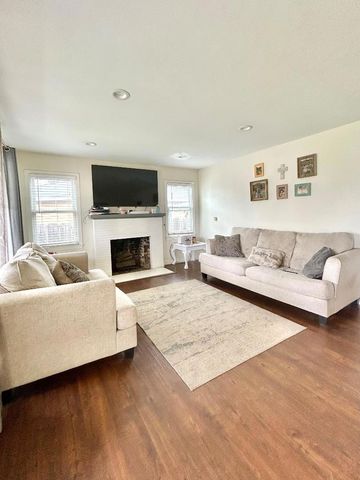 1205 Monroe Street, Salinas, CA 93906