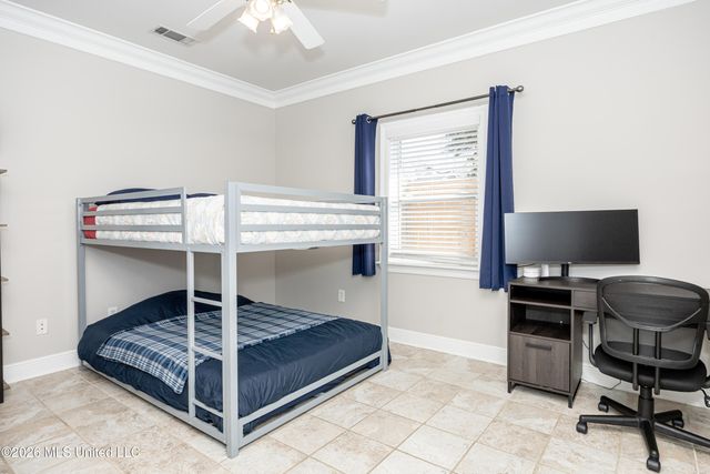 510 Rue Chateauguay, Ocean Springs, MS 39564