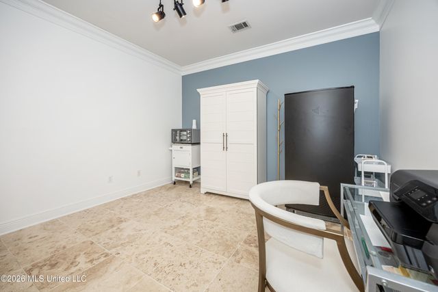 510 Rue Chateauguay, Ocean Springs, MS 39564