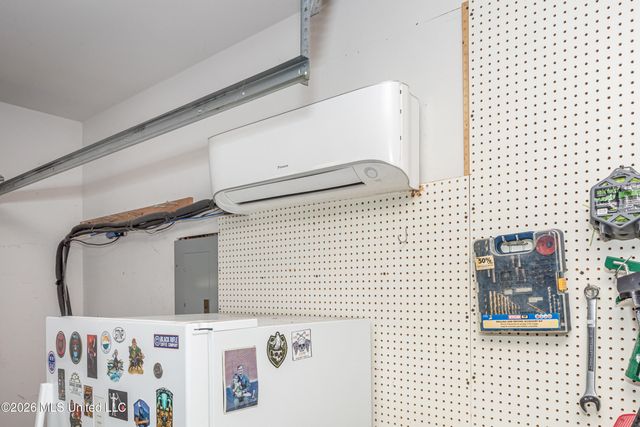 510 Rue Chateauguay, Ocean Springs, MS 39564