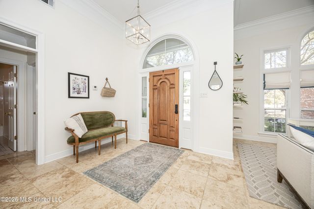 510 Rue Chateauguay, Ocean Springs, MS 39564