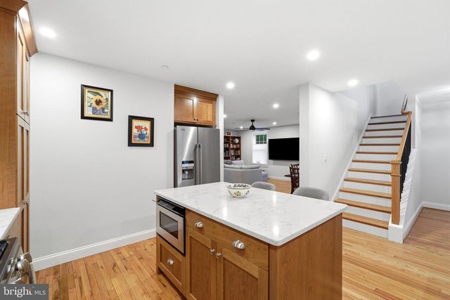 1227 CLAGETT DR, Rockville, MD 20851