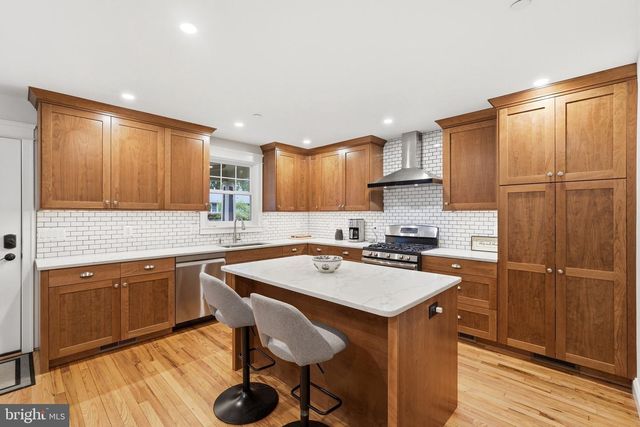 1227 CLAGETT DR, Rockville, MD 20851
