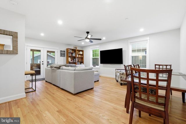 1227 CLAGETT DR, Rockville, MD 20851