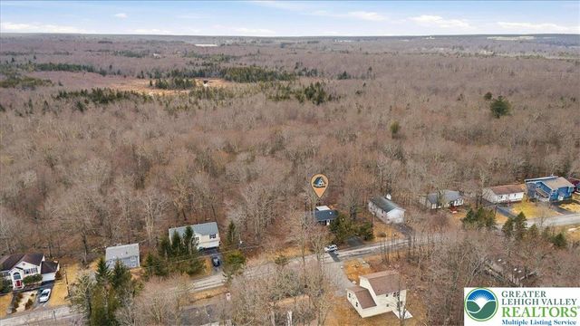 779 Country Place Drive, Coolbaugh Twp, PA 18466