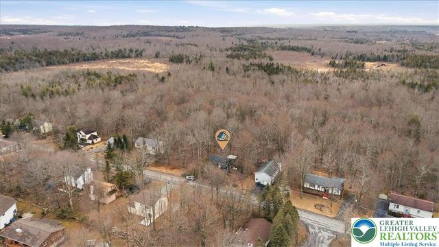 779 Country Place Drive, Coolbaugh Twp, PA 18466