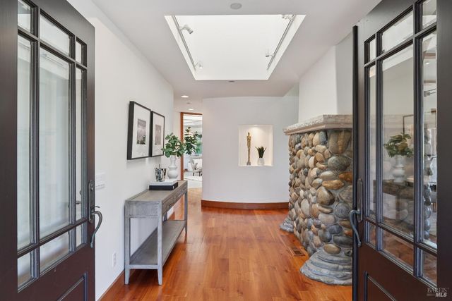 176 Highland Ave, San Rafael, CA 94901