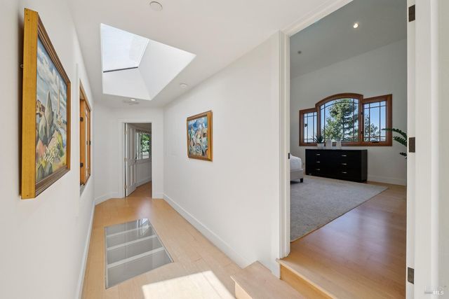 176 Highland Ave, San Rafael, CA 94901