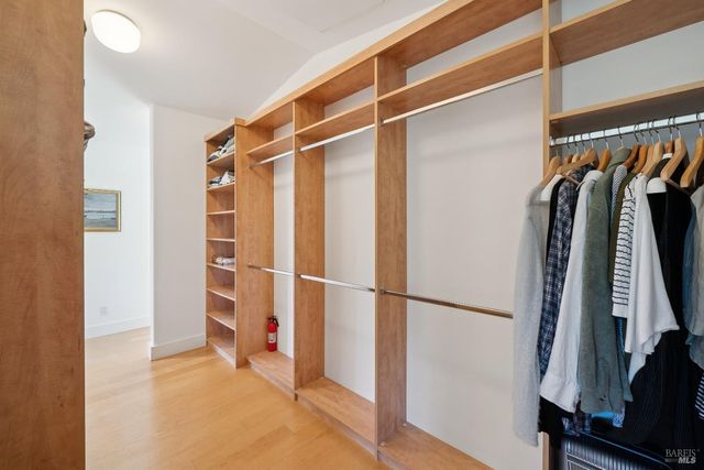 176 Highland Ave, San Rafael, CA 94901