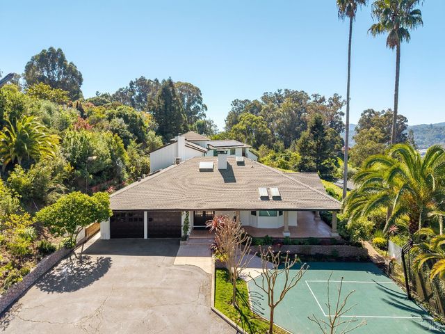 176 Highland Ave, San Rafael, CA 94901