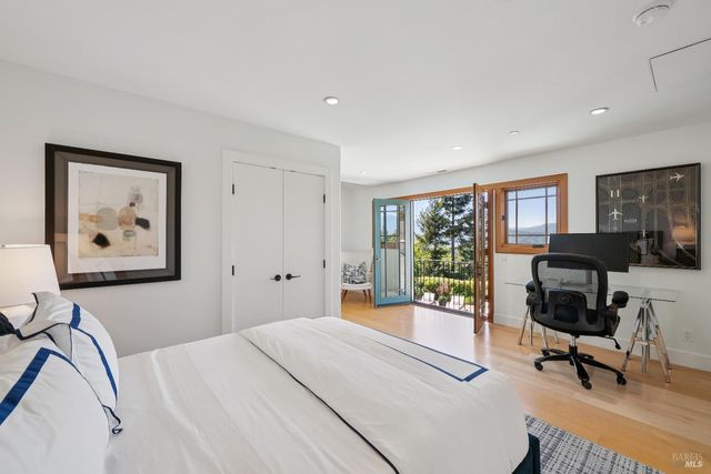 176 Highland Ave, San Rafael, CA 94901