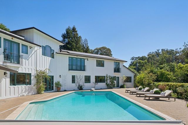 176 Highland Ave, San Rafael, CA 94901