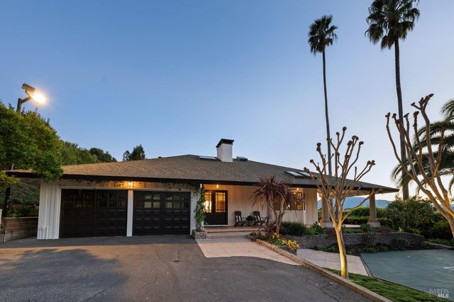 176 Highland Ave, San Rafael, CA 94901