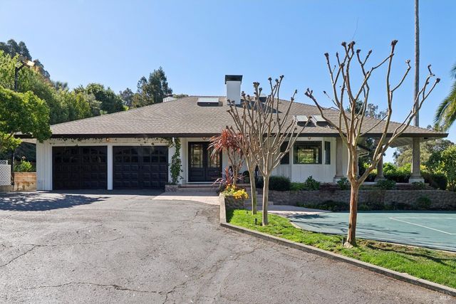 176 Highland Ave, San Rafael, CA 94901