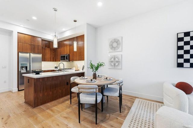1101 W El Camino Real 417, Mountain View, CA 94040