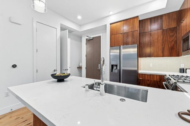 1101 W El Camino Real 417, Mountain View, CA 94040