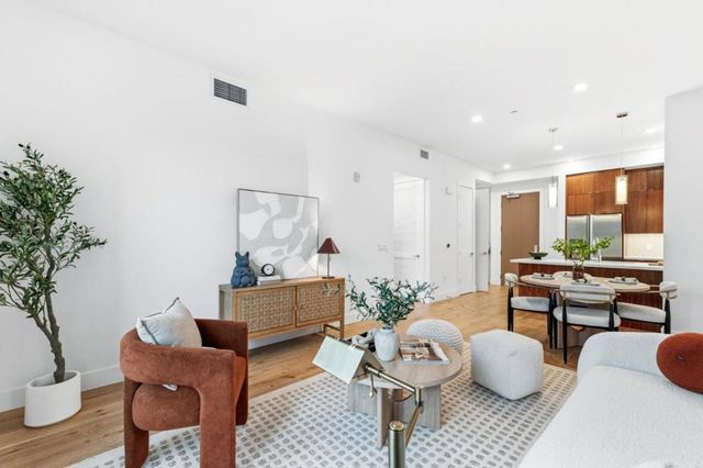 1101 W El Camino Real 417, Mountain View, CA 94040