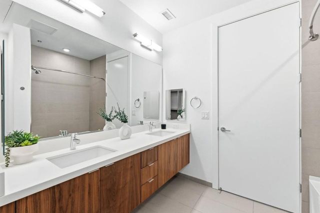 1101 W El Camino Real 417, Mountain View, CA 94040