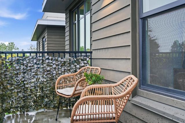 1101 W El Camino Real 417, Mountain View, CA 94040