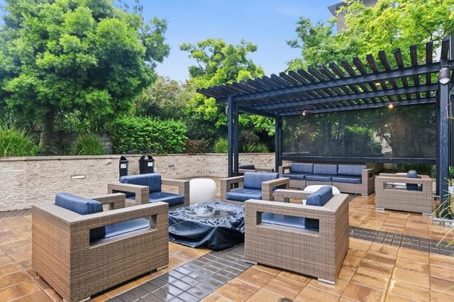 1101 W El Camino Real 417, Mountain View, CA 94040