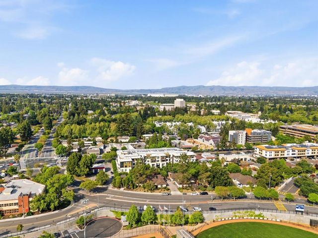 1101 W El Camino Real 417, Mountain View, CA 94040