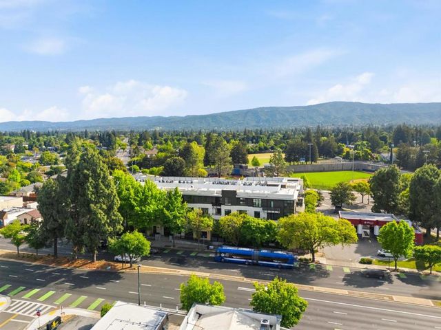 1101 W El Camino Real 417, Mountain View, CA 94040