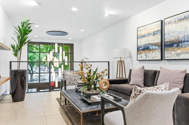 1101 W El Camino Real 417, Mountain View, CA 94040