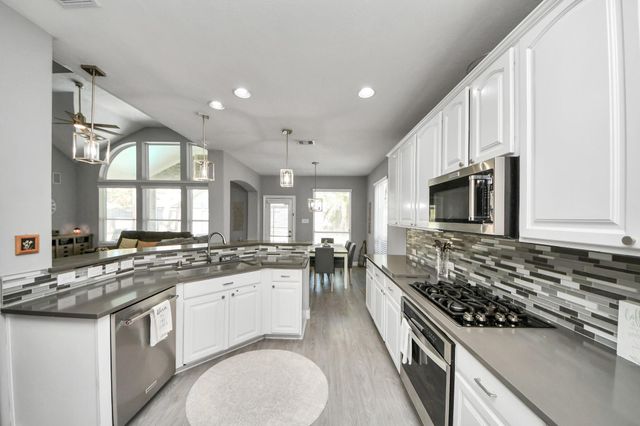 2610 Sandy Lodge Court, Houston, TX 77345