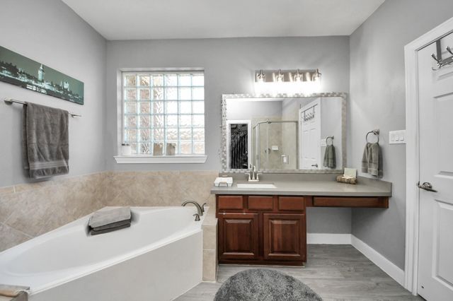 2610 Sandy Lodge Court, Houston, TX 77345