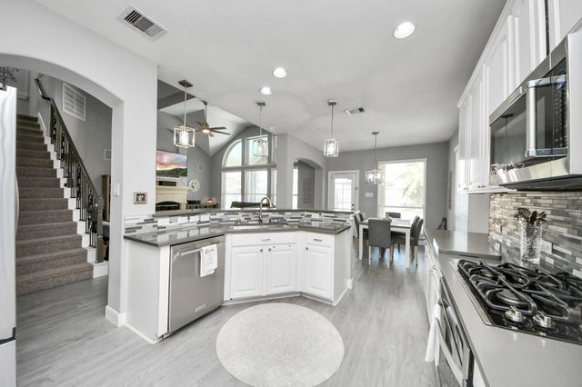 2610 Sandy Lodge Court, Houston, TX 77345