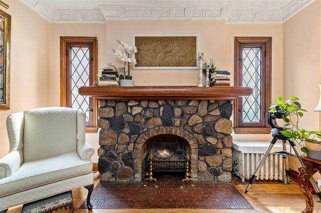 604 Alter Road, Detroit, MI 48215