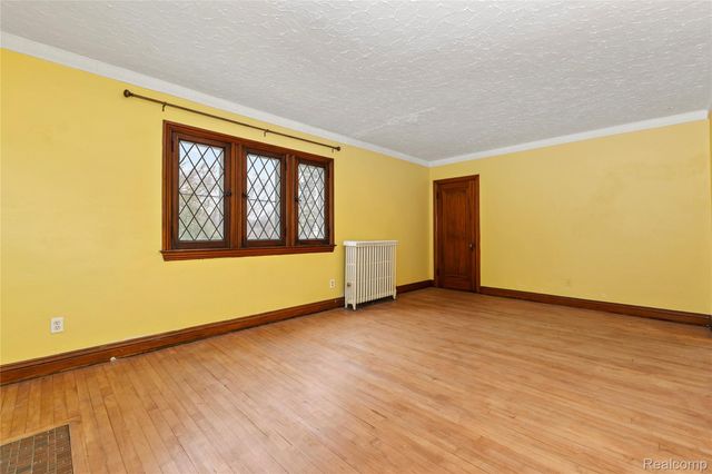 604 Alter Road, Detroit, MI 48215