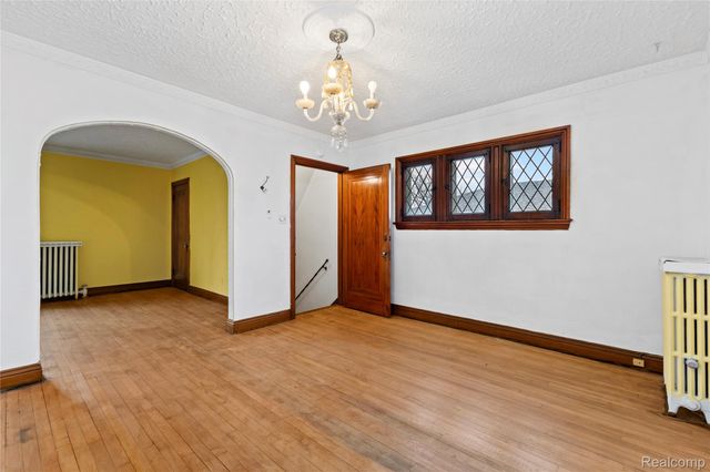 604 Alter Road, Detroit, MI 48215