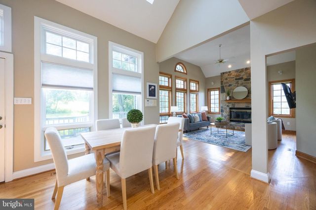 203 BARN HILL RD, West Chester, PA 19382