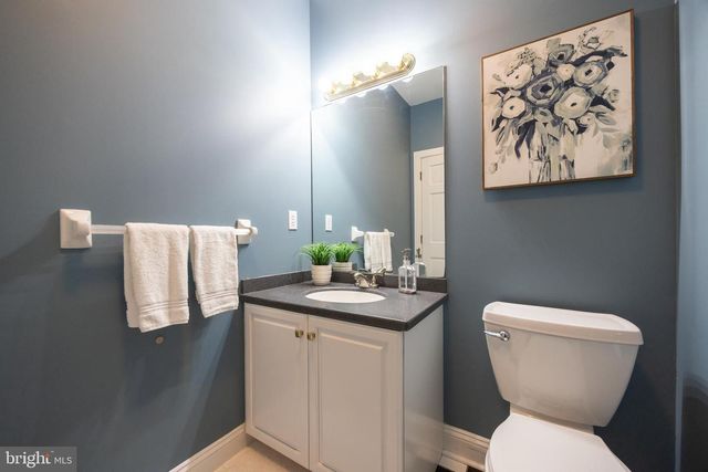 203 BARN HILL RD, West Chester, PA 19382