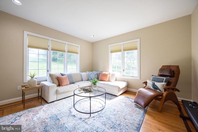 203 BARN HILL RD, West Chester, PA 19382