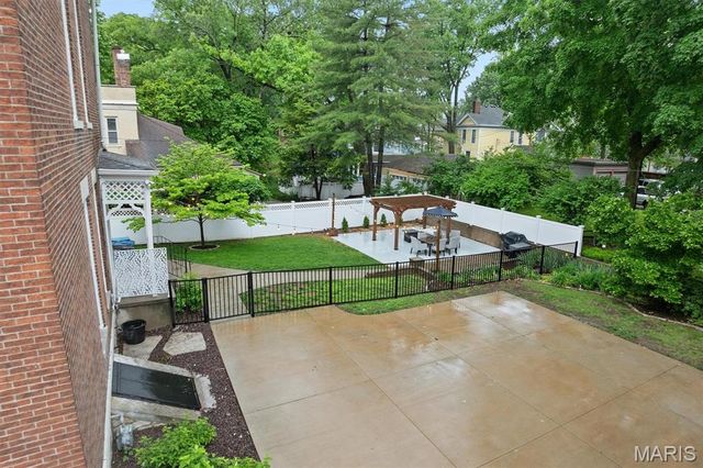 549 E 12th Street, Alton, IL 62002