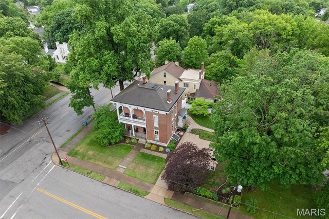 549 E 12th Street, Alton, IL 62002