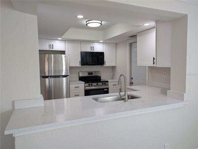 9620 44TH STREET N, Pinellas Park, FL 33782