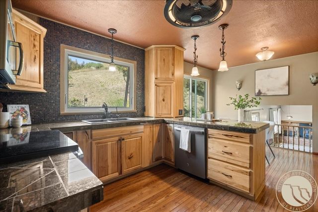 3748 Blue Creek ROAD, Billings, MT 59101