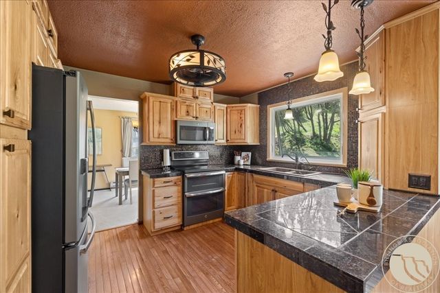 3748 Blue Creek ROAD, Billings, MT 59101