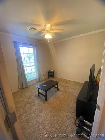 2104 Timberline, Muskogee, OK 74403
