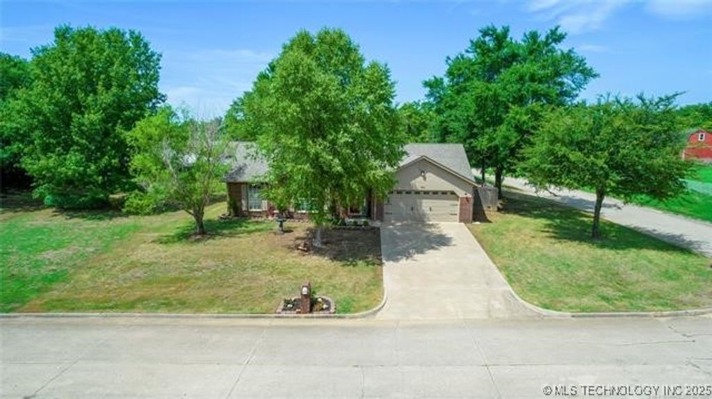 2104 Timberline, Muskogee, OK 74403