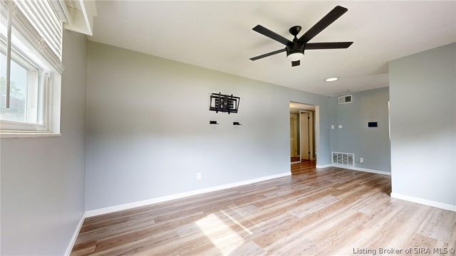 2713 Wahoo Drive, New Albany, IN 47150