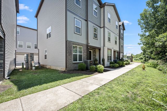 139 Ramsden Ave, La Vergne, TN 37086