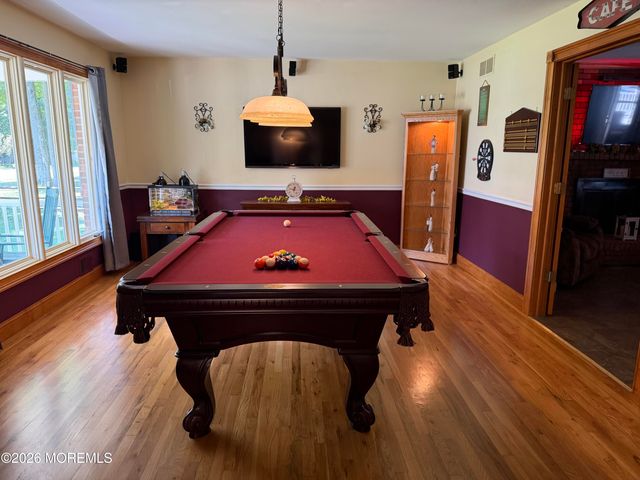 21 Howe Lane, Freehold, NJ 07728